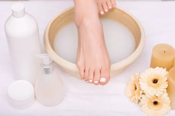 Beauté des pieds : Spa complet - 30mn